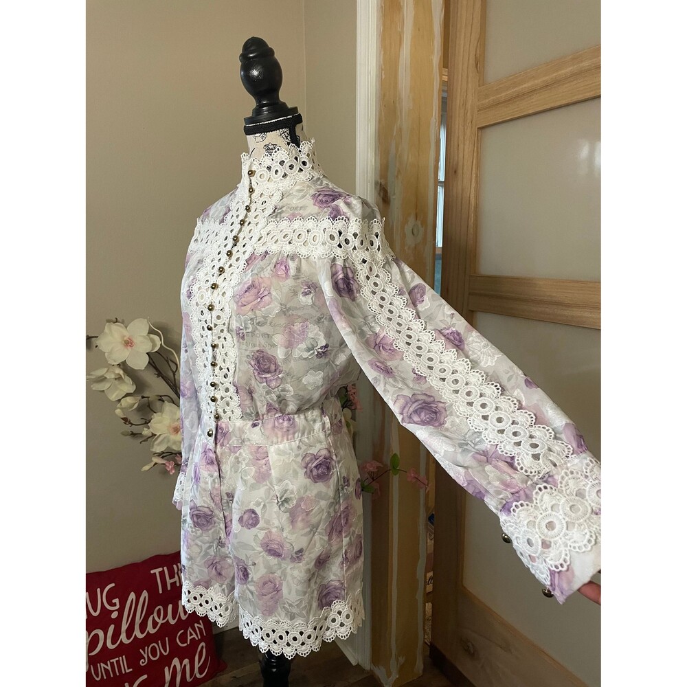 Muy Muy Lace Embroidered Romper Sheer White Purple High Neck Sz Small - Picture 2 of 9
